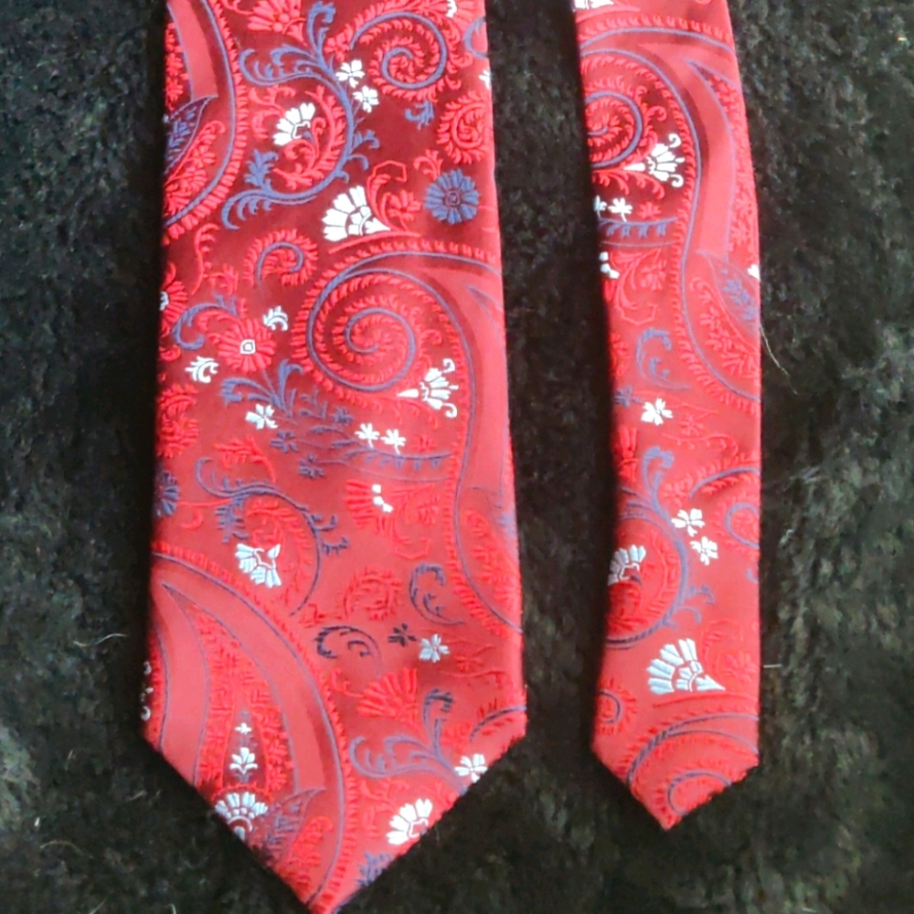 Kenneth Roberts Platinum tie 100%silk/seda